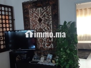 Très bel appartement en location à Agdal. 4 pièces confortables. Ascenseur et terrasse - Appartement à vendre - Rabat