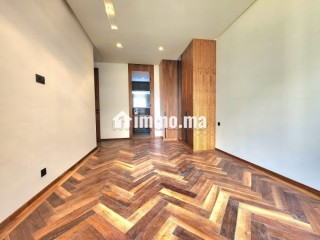 Bel appartement en location à Casablanca Finance City. 3 grandes pièces. Porte blindée, sécurité - Appartement à louer - Casablanca