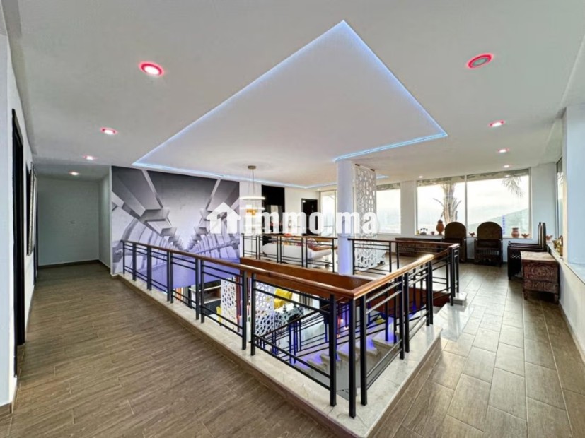 Maison de luxe à louer à Mediouna. Surface de 500 m². Salon traditionnel marocain, résidence sécurisée - Vente Immobilier - Tanger - photo 2