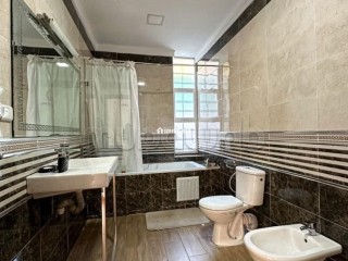 Maison de luxe à louer à Mediouna. Surface de 500 m². Salon traditionnel marocain, résidence sécurisée - Maison à vendre - Tanger