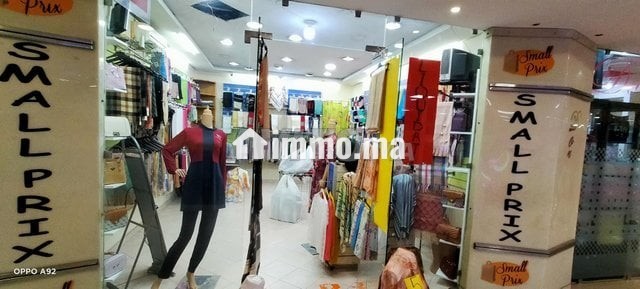 Magasin à Aswak Assalam Hay Riad, premier étage - Vente Immobilier - Rabat - photo 1