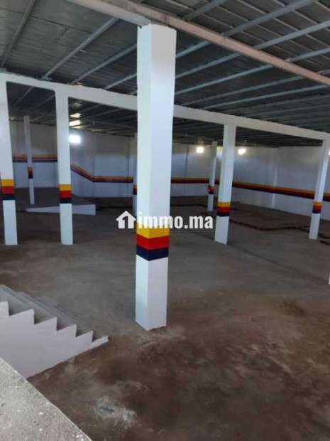 Villa avec Dépôt à vendre - Vente Immobilier - Casablanca - photo 4