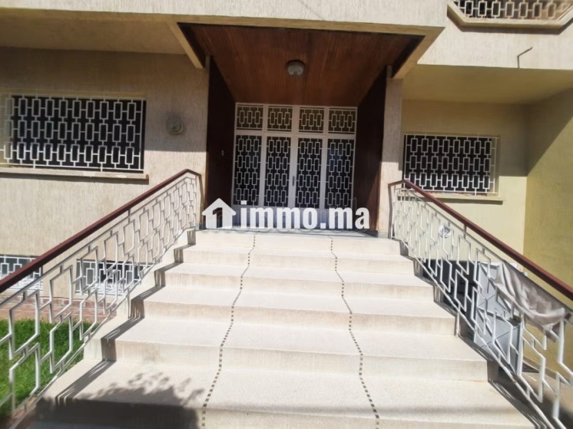 Vente villa de luxe à Hay Salam. 6 chambres - Vente Immobilier - Sale - photo 1
