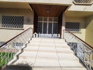 Vente villa de luxe à Hay Salam. 6 chambres - Villa à vendre - Sale