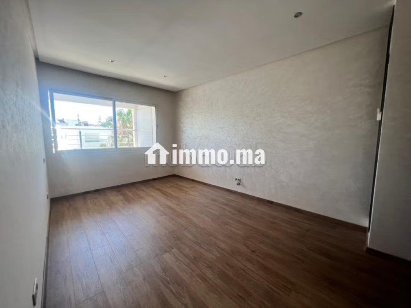 Location d'un appartement à Riyad. 3 chambres agréables. Service de concierge et climatisation - Location Immobilier - Rabat - photo 4