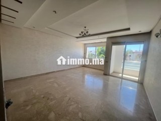 Location d'un appartement à Riyad. 3 chambres agréables. Service de concierge et climatisation - Appartement à louer - Rabat