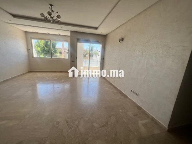 location-dun-appartement-a-riyad-3-chambres-agreables-service-de-concierge-et-climatisation-big-0