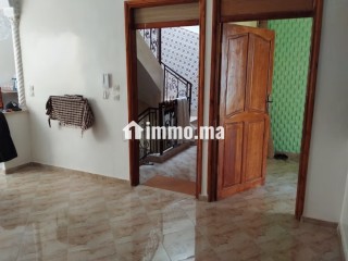 Très belle maison en vente à Ouislane. 5 chambres. Salon Marocain et antenne parabolique - Maison à vendre - Autre