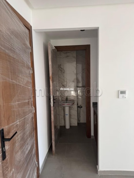 Prés de maison jaquar bureau à louer roche noire - Location Immobilier - Casablanca - photo 2