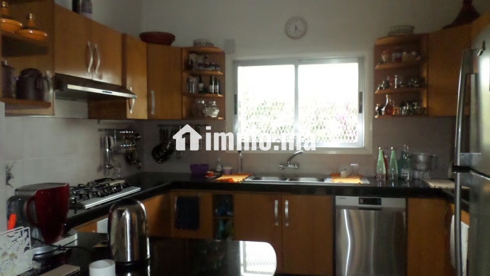 Villa dans rue calme quartier Polo - Vente Immobilier - Casablanca - photo 8
