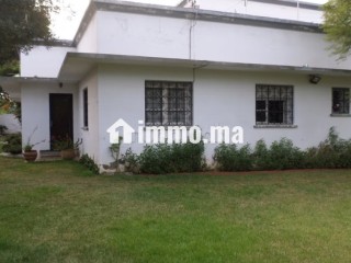 Villa dans rue calme quartier Polo - Villa à vendre - Casablanca