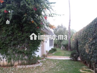 Villa dans rue calme quartier Polo - Villa à vendre - Casablanca