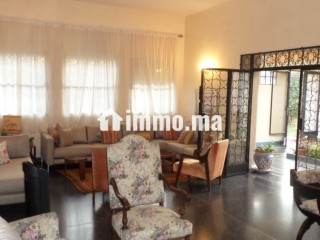 Villa dans rue calme quartier Polo - Villa à vendre - Casablanca