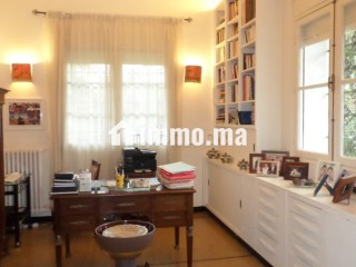 Villa dans rue calme quartier Polo - Villa à vendre - Casablanca