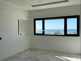 Vente d'un bel appartement à Sania. 5 pièces confortables. Service de concierge et climatisation - Appartement à vendre - Tanger