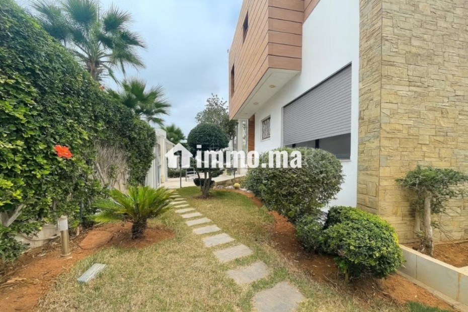 Vente Magnifique Villa Moderne de 466m2 à Dar Bouazza - Vente Immobilier - Dar Bouazza - photo 3
