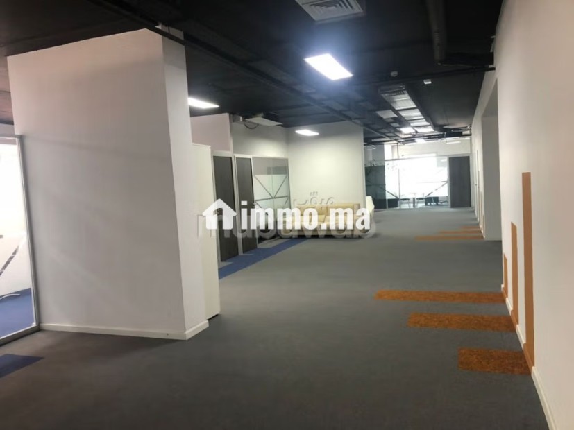 Plateau de bureau LPB678 de 662m² à Bd La Corniche - Location Immobilier - Casablanca - photo 6
