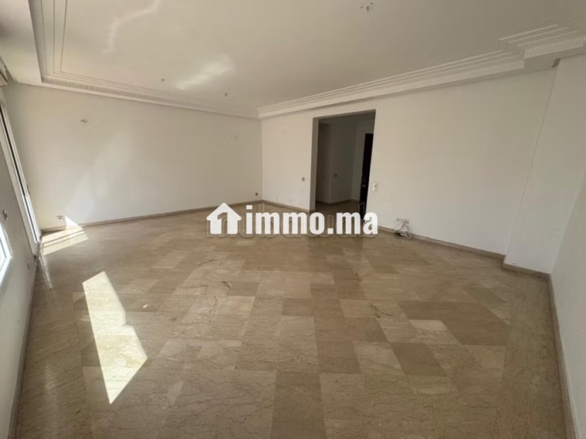 Terrasse étage élevé 3 chambres triangle d'or - Location Immobilier - Casablanca - photo 3