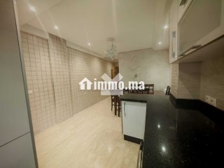 Appartement à Louer de 160.0 m² à Casablanca, Racine - Appartement à louer - Casablanca