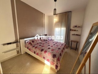 Louez cet appartement à Riad Oulad Mtaa. Surface de 65 m². Bien meublé - Appartement à louer - Temara