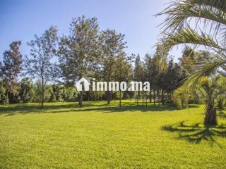 Villa d'exception sur un terrain de 12 000 m² - Villa à vendre - Bouskoura