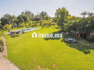 Villa d'exception sur un terrain de 12 000 m² - Villa à vendre - Bouskoura