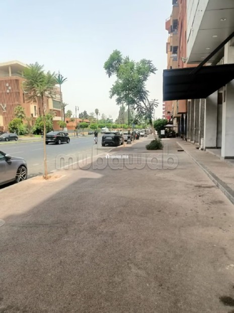 Un grand magasin à Boulevard Abdelkrim El Khattabi - Location Immobilier - Marrakech - photo 2
