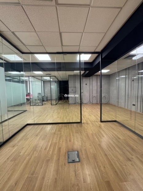 Bureau 131 M² Aménagé Semi Meublé Sur Abdelmoumen - Location Immobilier - Casablanca - photo 2
