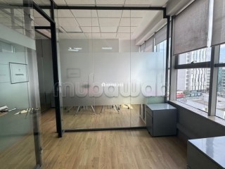 Bureau 131 M² Aménagé Semi Meublé Sur Abdelmoumen - Bureau à louer - Casablanca