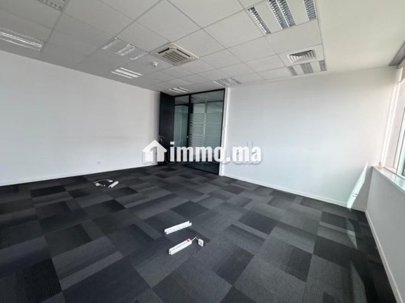 Bureau 590 M² Prime En Location À La MARINA - Location Immobilier - Casablanca - photo 4