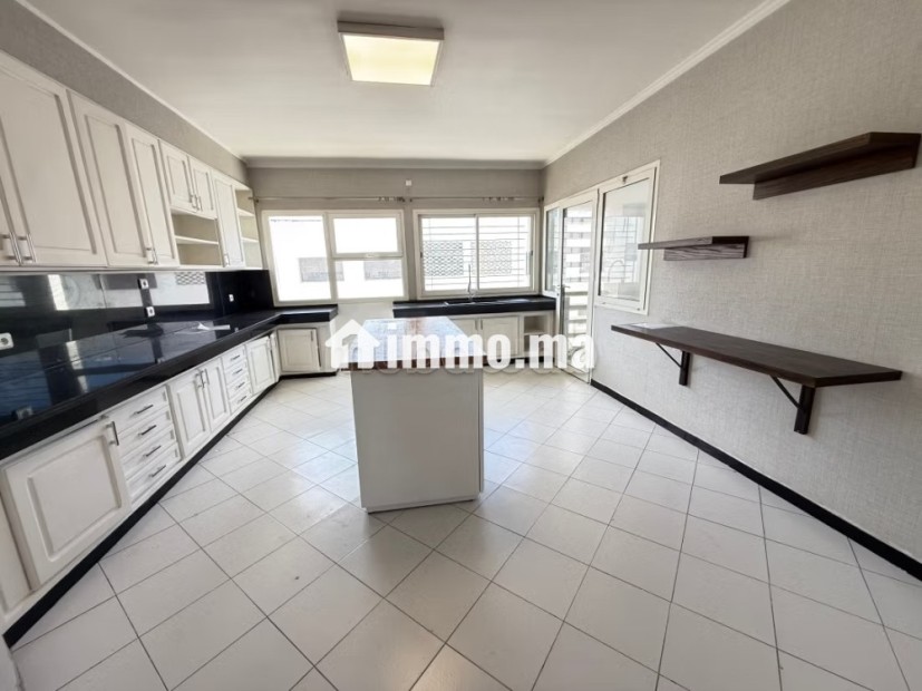 Très bel appartement à louer au haut agdal - Location Immobilier - Rabat - photo 6