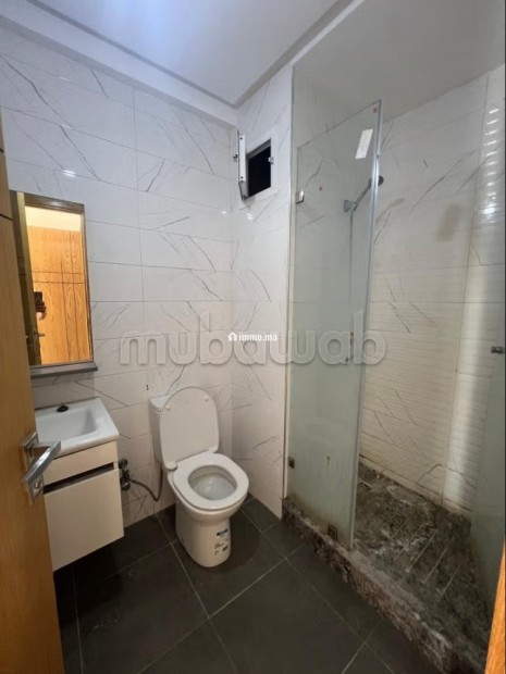 Appartement à louer à La Ville Haute. 2 pièces confortables. Concierge et climatisation - Location Immobilier - Kenitra - photo 4