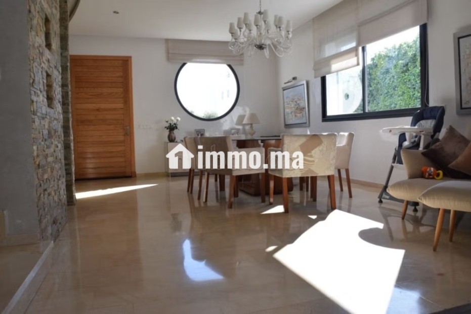 À VENDRE – Villa Jumelée 3 Façades avec Piscine Privative dans Résidence Fermée - Vente Immobilier - Dar Bouazza - photo 7