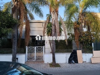 À Vendre – Villa à Rénover ou à Raser au Cœur de Souissi - Villa à vendre - Rabat