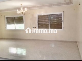 Apparemment 2 ch à côté de la clinique Razi - Appartement à vendre - Fes
