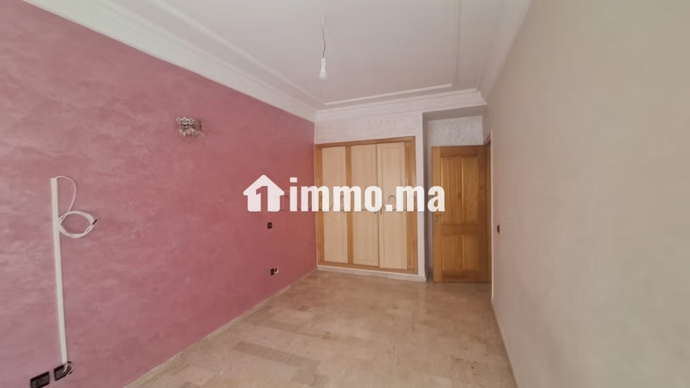 Joli appart bagdad 3100 dh 1 CH SALON ASC PARKING - Location Immobilier - Casablanca - photo 3