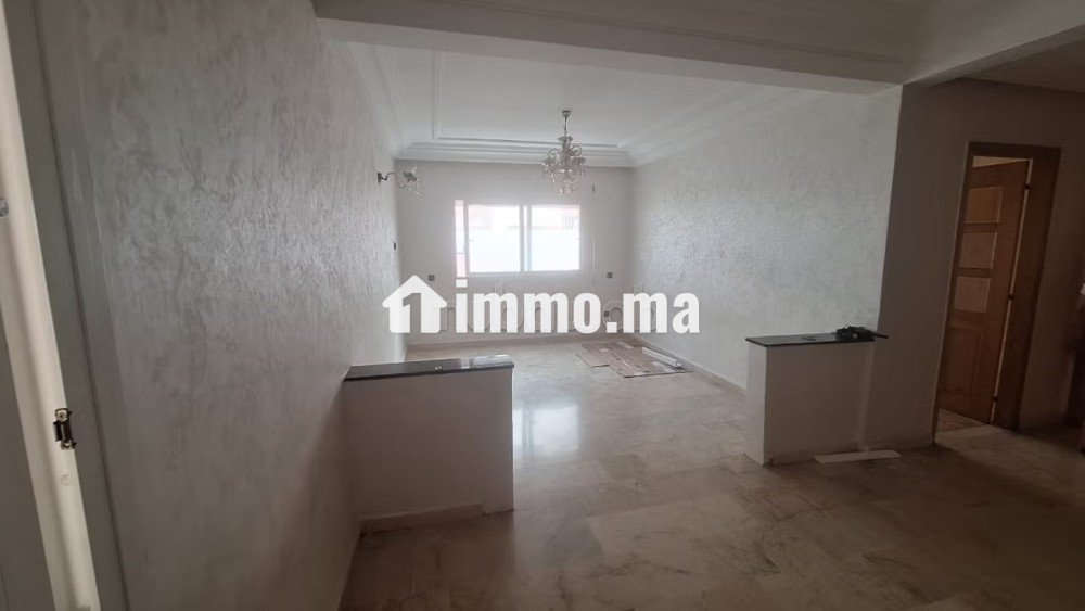 Joli appart bagdad 3100 dh 1 CH SALON ASC PARKING - Location Immobilier - Casablanca - photo 5