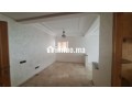 Joli appart bagdad 3100 dh 1 CH SALON ASC PARKING - miniature 2
