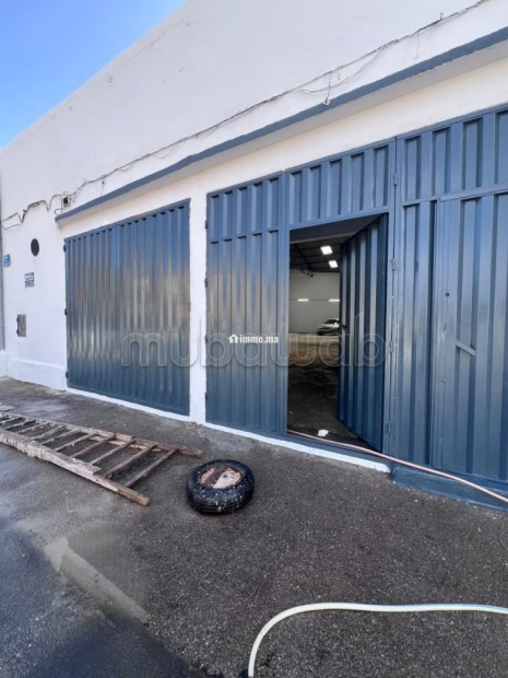 Magasin industriel 350 m Stock LA VILLETTE - Location Immobilier - Casablanca - photo 1