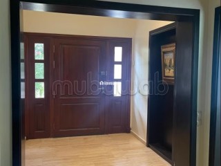 Très Belle villa à vendre à Bouskoura ville. 4 chambres. Tres grand Jardin - Villa à vendre - Bouskoura
