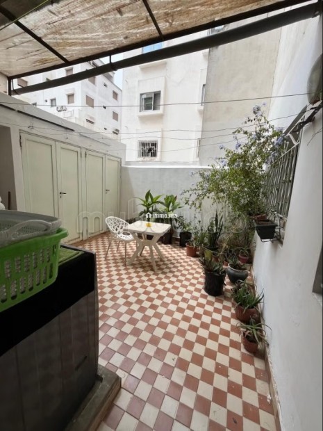 Bel appartement à vendre à Val Fleury.
Surface de 150 m².
Concierge et climatisation - Vente Immobilier - Casablanca - photo 1
