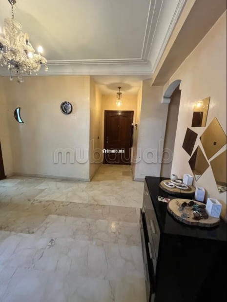 Bel appartement à vendre à Val Fleury.
Surface de 150 m².
Concierge et climatisation - Vente Immobilier - Casablanca - photo 5
