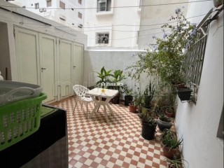 Bel appartement à vendre à Val Fleury.
Surface de 150 m².
Concierge et climatisation - Appartement à vendre - Casablanca