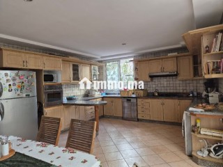 Grand appartement meublé quartier Racine - Appartement à louer - Casablanca