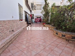 Grand appartement meublé quartier Racine - Appartement à louer - Casablanca