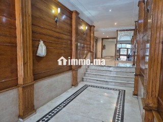 Grand appartement meublé quartier Racine - Appartement à louer - Casablanca