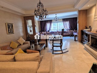 Grand appartement meublé quartier Racine - Appartement à louer - Casablanca