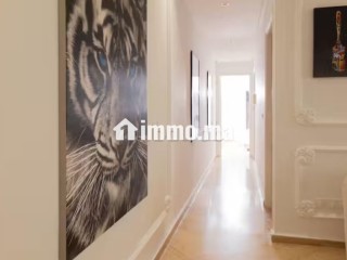 Sublime appartement style haussmanien avec terrasse - Appartement à louer - Casablanca