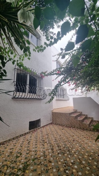 Charmante maison à louer à Ain Diab - Location Immobilier - Casablanca - photo 5