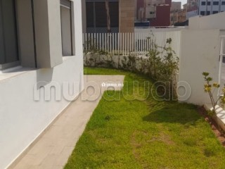 Bel appartement en location en Centre Ville. 4 pièces confortables. Parking et jardin - Appartement à louer - Temara